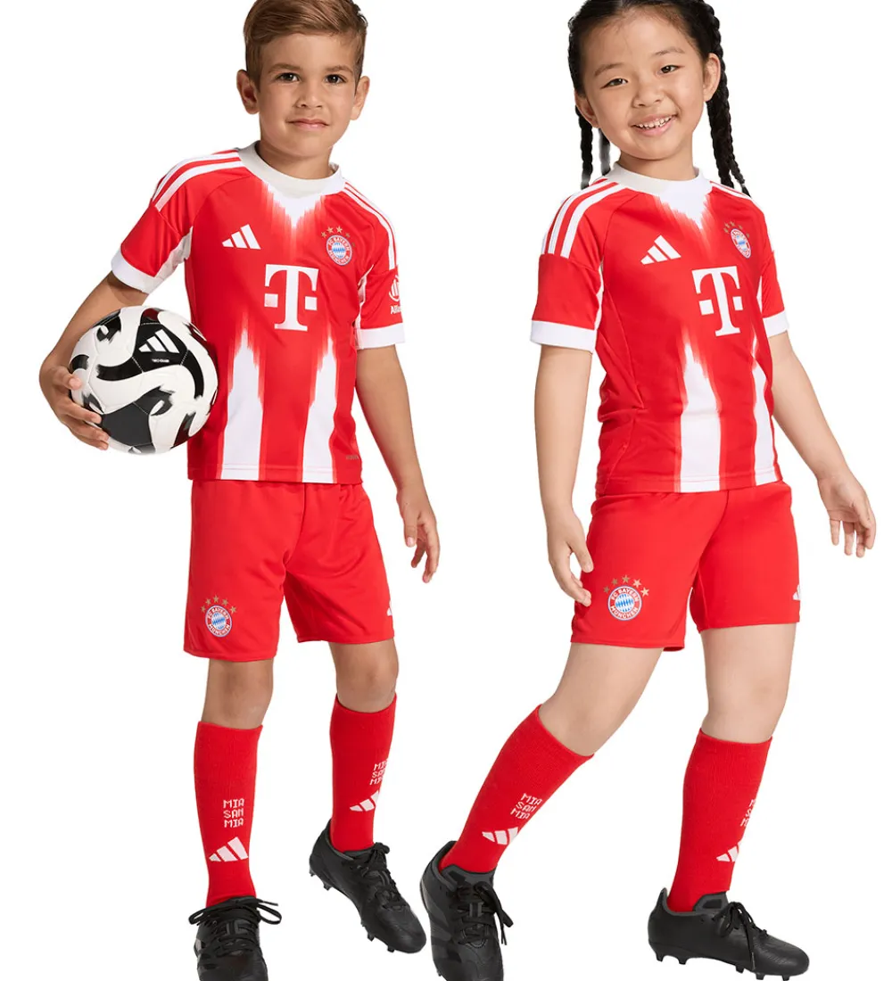 Fodboldtrøjer|Fodboldshorts-adidas Performance Fodboldsæt - FC Bayern - Rød m. Logo