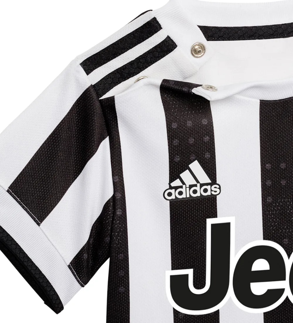 adidas Performance Fodboldtrøjer|Fodboldshorts*Juventus Hjemmebanesæt - 21/22 - Sort/Hvid