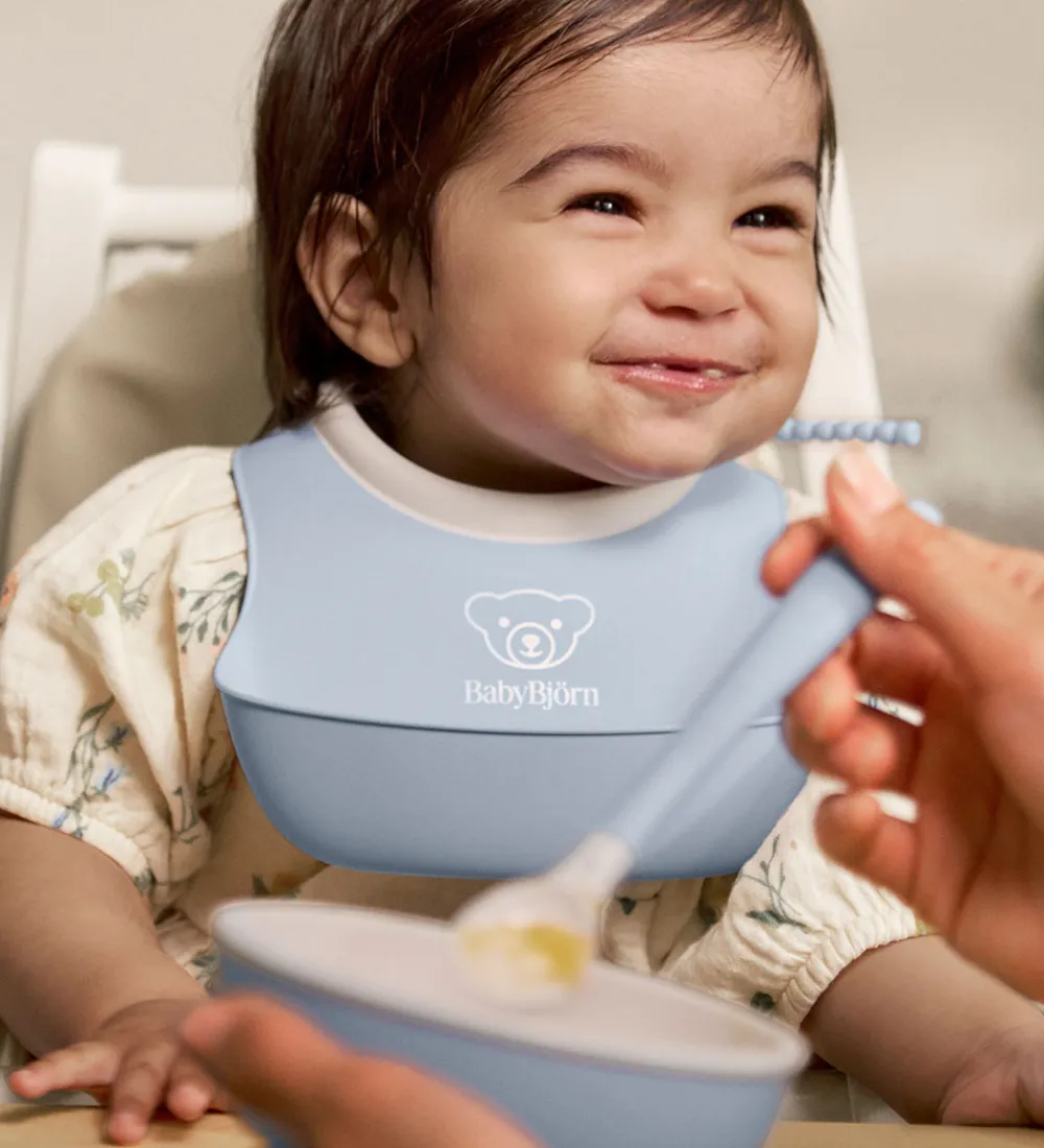 BabyBjörn Spisesæt|Hagesmække*Spisesæt - 3 Dele - Pastelblå