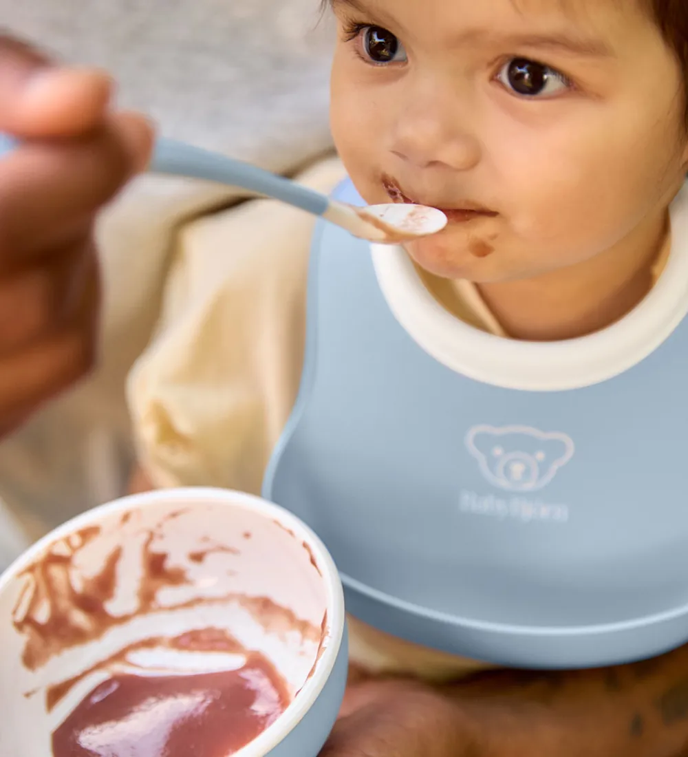 BabyBjörn Spisesæt|Hagesmække*Spisesæt - 3 Dele - Pastelblå