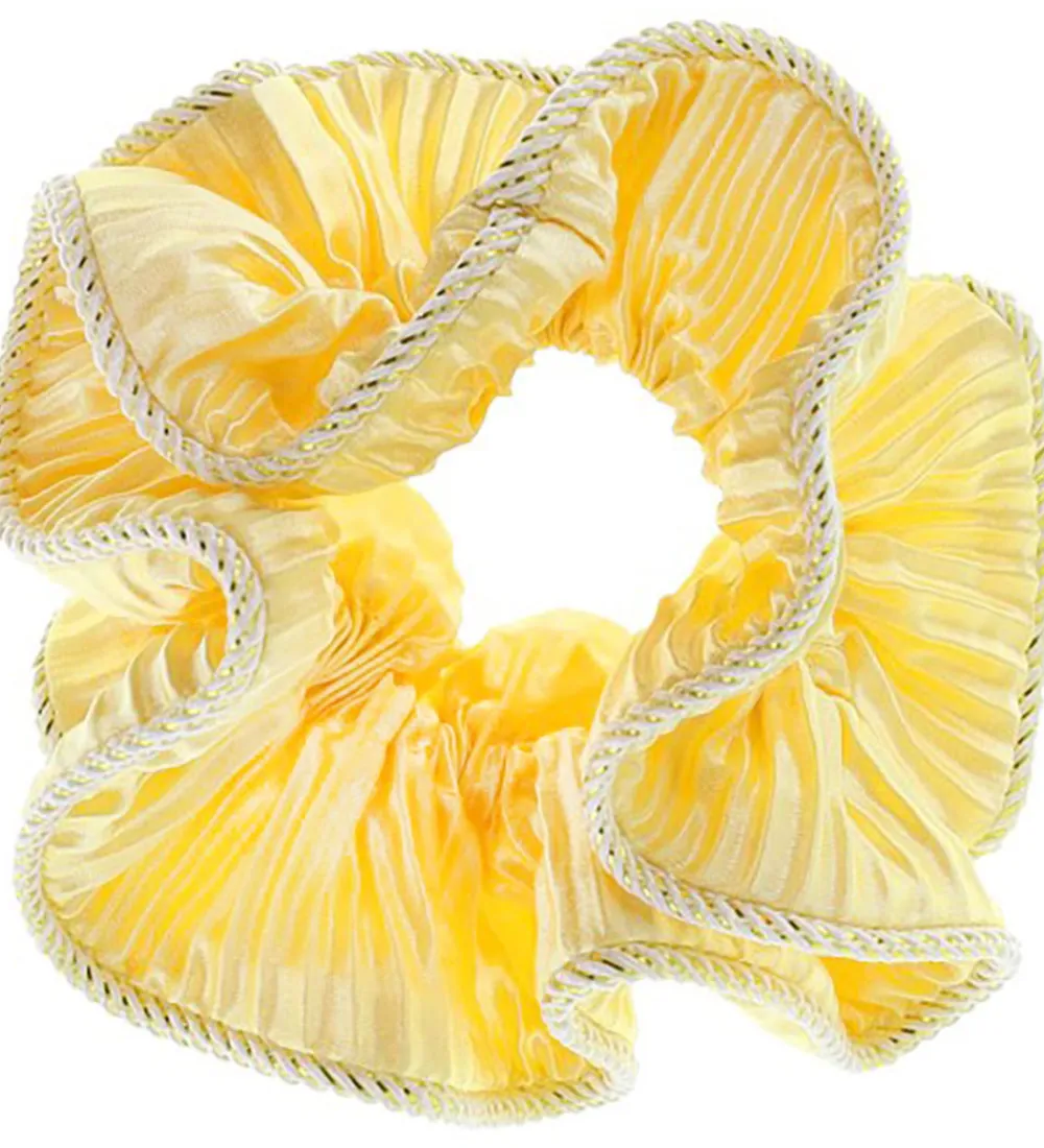 Scrunchies-By Stær Scrunchie - Lilje - Satin Pastel Gul