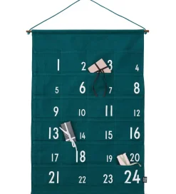 Julekalender-Design Letters Julekalender - 73 cm - Mørkegrøn
