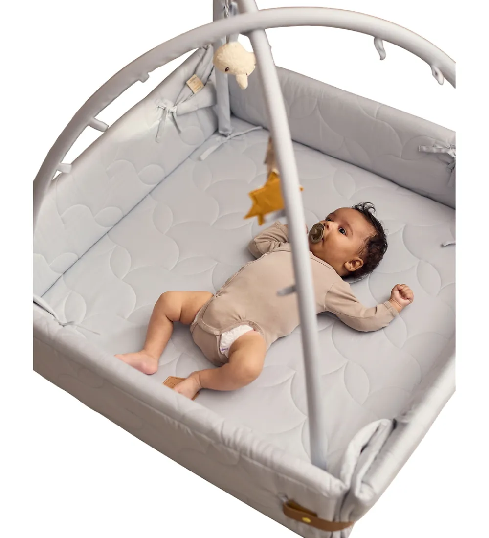 Filibabba Babylegetøj|Aktivitetsstativer*Aktivitetsnest - Soft Quilt - Pearl Blue