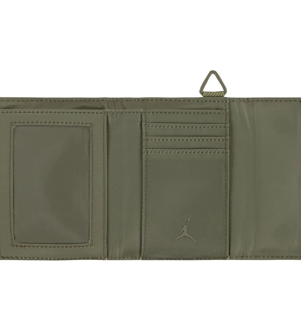 Punge-Jordan Pung - Trifold - Olive