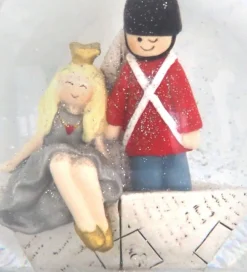 Kids by Friis Snekugler*Snekugle - Ø:11 cm - Den Standhaftige Tinsoldat