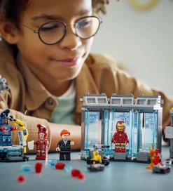 LEGO® Lego®|Byg Og Klodser*Marvel - Iron Mans Laboratorium: Dragt... 76315 - 384 Dele