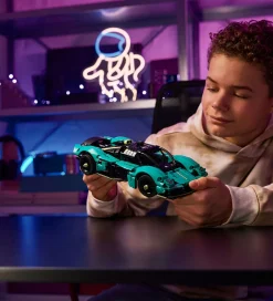 Lego®|Konstruktionslegetøj-LEGO® Technic - Aston Martin Valkyrie 42208 - 707 Dele