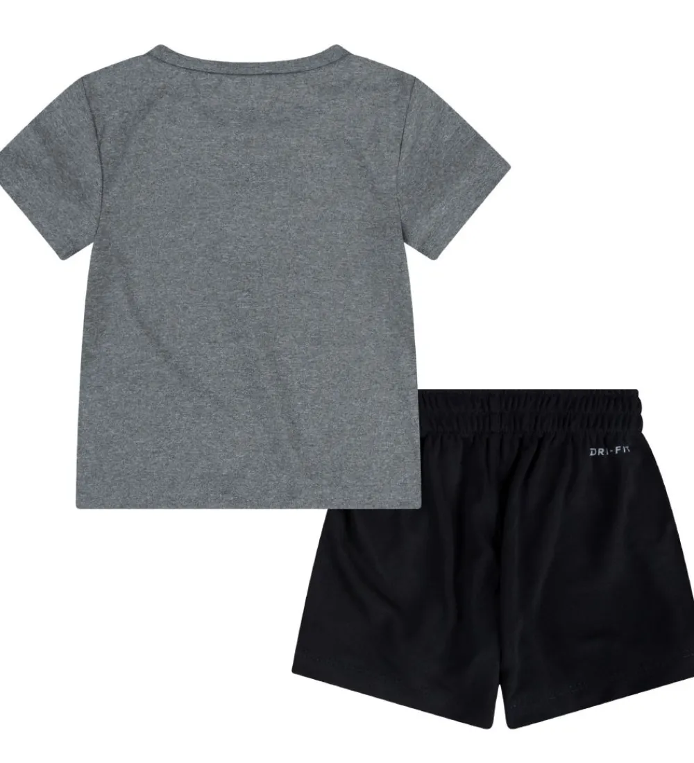 Nike Gymnastiktøj*Shortssæt - T-shirt/Shorts - My First Basket - Sort/Grå