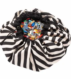 Play&Go Opbevaringstæpper*Legetøjstæppe - Ø140 cm - Stripes Black