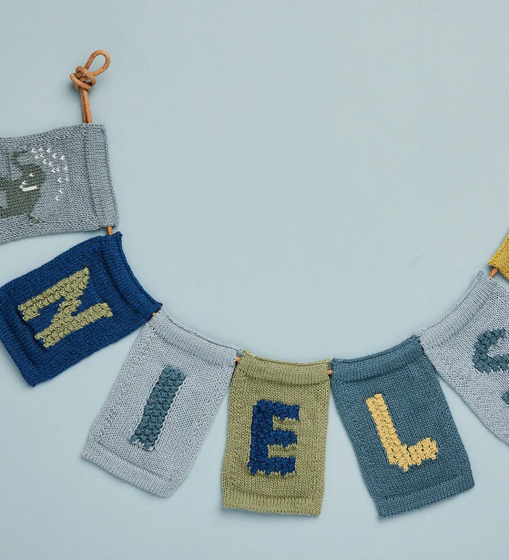 Smallstuff Flagranker*Strikket Flag - Elefant - Blå Motiv