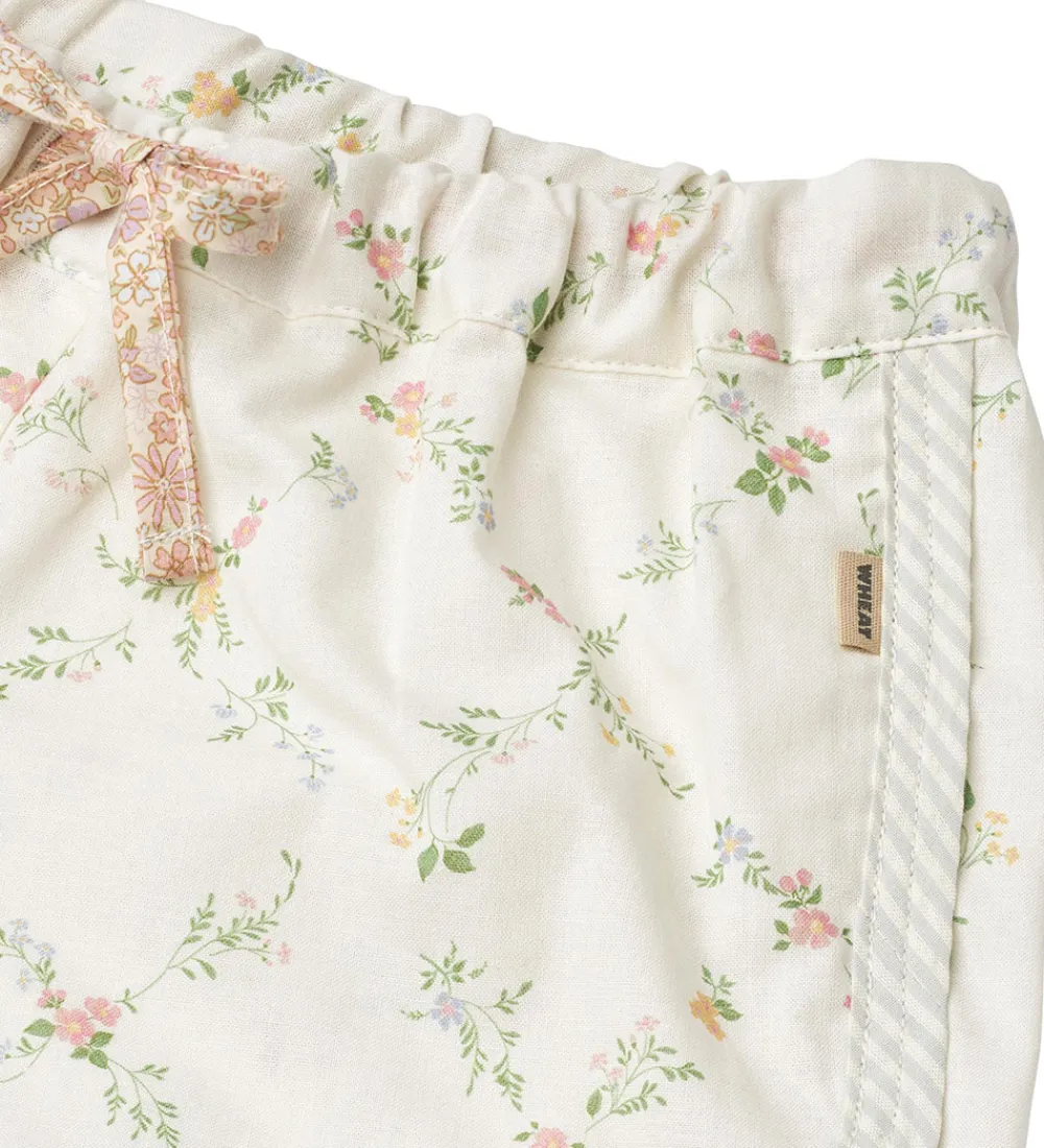 Shorts Og Knickers-Wheat Shorts - Inger - Ivory Checked Flowers
